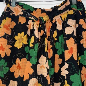 Who What Wear Black Orange Peach Gold Yellow Floral‎ Elastic Waist Skirt Size XS thumbnail 4