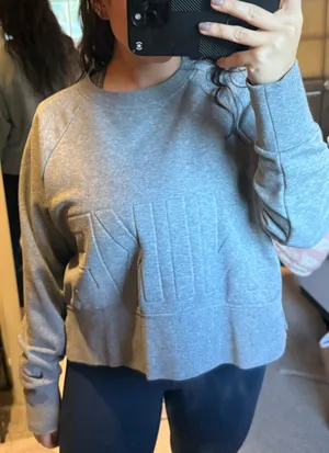 Nike cropped crewneck  thumbnail 1