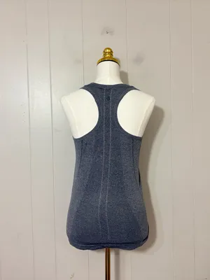 Lululemon Swiftly Tech Racerback Tank Top Gray Size 8 Seamless Running Athletic thumbnail 4