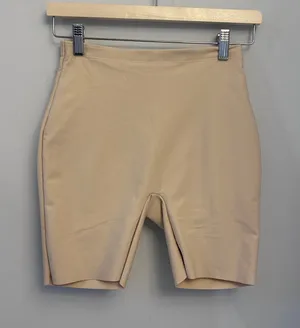 NWT SKIMS Butt Enhancing Padded Short in Sand Small New without Tags thumbnail 1