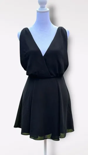 Show me your Mumu Black Corinne Crossover Mini Dress NWT‎ Size XS Dance Party thumbnail 1
