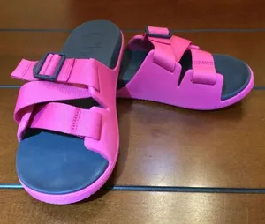 Chaco Women's Chillos Slide Sandals fuschia size 7 thumbnail 1