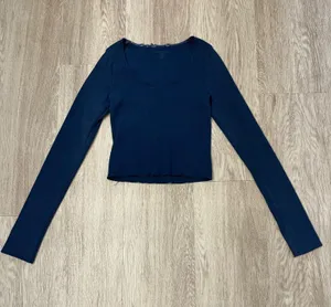 brandy melville shirt  thumbnail 1