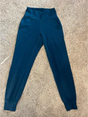 Lululemon Align Joggers 28" thumbnail 2
