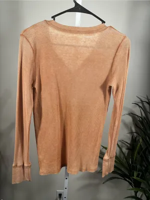 N295. Aerie- Ribbed Button Henley Long Sleeve Top - tan. Size small thumbnail 4