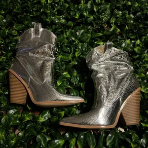 Cape Robbin Silver snakeskin print western ankle boots Size 8.5 thumbnail 6