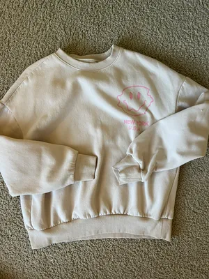Amazon Crewneck thumbnail 1