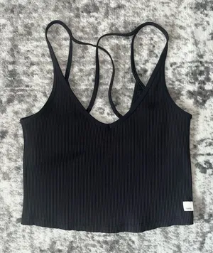 Vuori Rib Crop Tank Top thumbnail 1