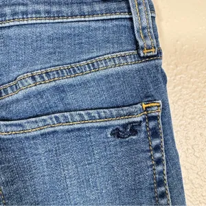 Hollister Blue Mid Rise Jean Shorts Womens 23 3in Denim Distressed Summer Beachy thumbnail 4
