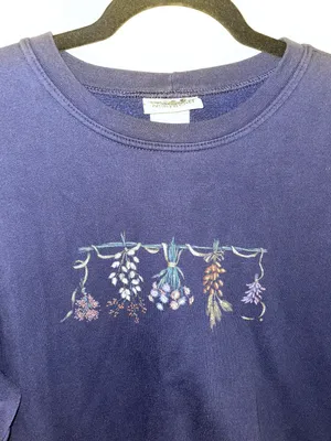 Northern Reflections Vintage Flower Crewneck thumbnail 2