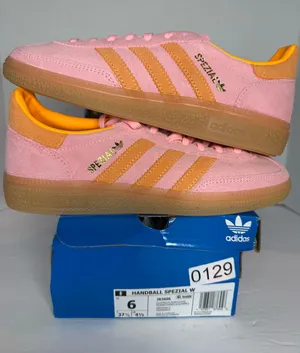 Women’s Adidas Handball Spezial size 6W thumbnail 1