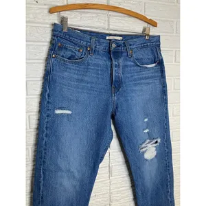 Levi's wedgie jeans distressed‎ 100% cotton trendy boho retro women's size 31 thumbnail 2