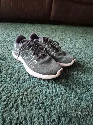 Under Armour women's Thrill 3 Running Shoes 6 thumbnail 3