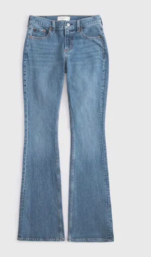 NWT Abercrombie Curve Love Boot cut Jeans thumbnail 1