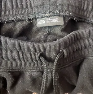 The North Face Sweatpants Black Medium thumbnail 3