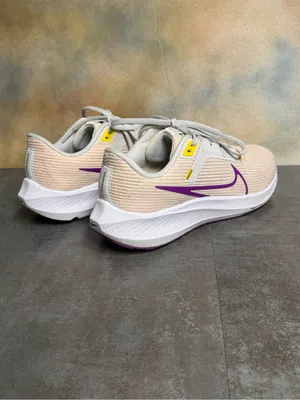 Nike Air Zoom Pegasus 40 Women's Pink Running Shoes DV3854-800 Size 9.5 thumbnail 8