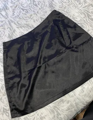 Silk Black Mini Skirt thumbnail 3