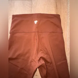 ⭐️Aritzia TNA High-Waist Brown Leggings thumbnail 2