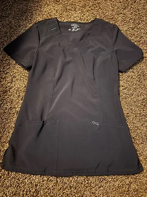 Infinity scrub top thumbnail 1