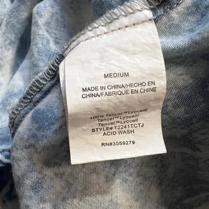 Thread & Supply Women's Blue Acid Wash Short Sleeve Pleated Top Size Medium thumbnail 4