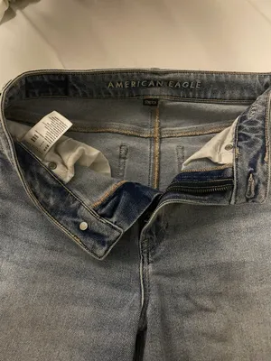 American Eagle Outfitters Mom Jeans thumbnail 3