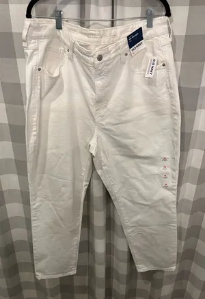 Old Navy Classic White Denim thumbnail 1