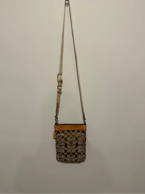 Coach 6442 Signature Canvas Crossbody Bag Brown Tan Leather Vintage Y2K 2006 thumbnail 6