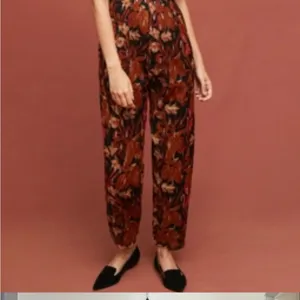 Anthropologie Maeve Kyoto Floral Jumpsuit‎ 4 brown metallic one shoulder thumbnail 2
