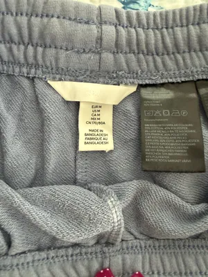 Woman’s H&M Pull On shorts  thumbnail 2