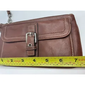 Coach Soho Brown Leather Wristlet Buckle Front Mini Bag Y2K Clutch thumbnail 8