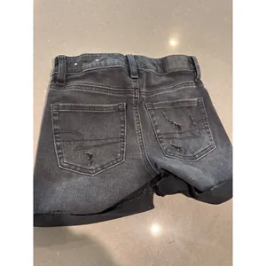 American Eagle Girls Black Wash Distressed Denim Jean Shorts Size 000‎ thumbnail 6