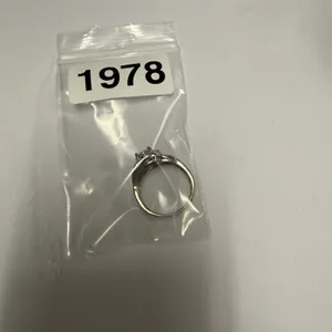 Silver Plated Oval Cut CZ Engagement Wedding Promise Ring Size 7.5 thumbnail 6