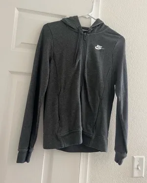 nike hoodie thumbnail 1