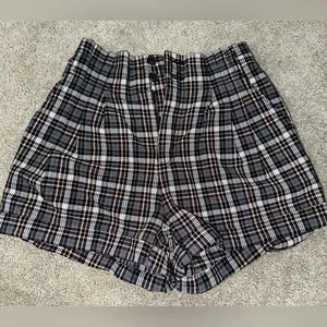 American eagle shorts thumbnail 1