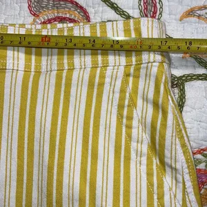 LOFT size 12 women’s striped skirt yellow white zip button close with pockets thumbnail 3
