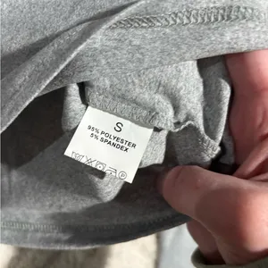 Grey longsleeve small thumbnail 3