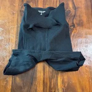 Year of Ours Ribbed V-Waist Biker Shorts Black XS High Rise Activewear USA thumbnail 6