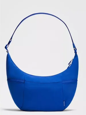 Lululemon NWT Slouchy Sling Bag Blue 6L Adjustable Straps Water Repellent thumbnail 2