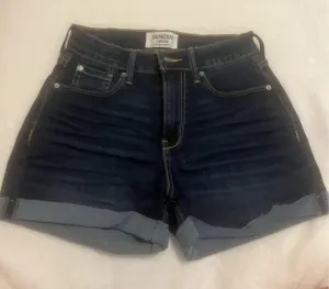 Levi’s High-Rise Shorts thumbnail 1