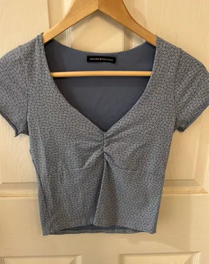 Brandy Melville Top thumbnail 1
