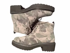 Linea Paola Women’s Camo Lace-Up Platform Ankle Combat Boots Size 8.5M thumbnail 2