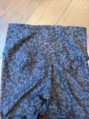 Old Navy Active Black & Gray Animal Print High-Waist Leggings - Large - C66-009 thumbnail 7