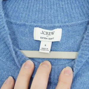 J. Crew Women's Size Small Extra-Soft Yarn Crewneck Sweater Blue Wool Blend thumbnail 4