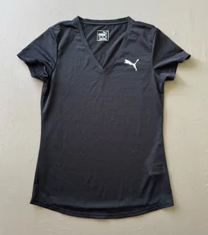 Puma Lightweight V-neck athletic t-shirt thumbnail 1