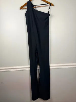 Abercrombie YPB SculptLUX One Shoulder Athletic Jumpsuit in Black - medium thumbnail 3