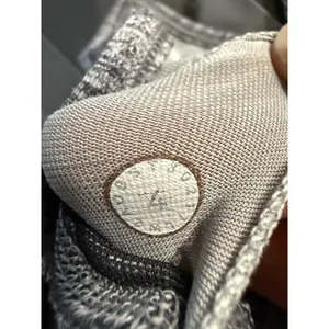 Lululemon Flow Y Bra Heathered Black‎ White Space Dye Yoga Sports Bra Size 4 thumbnail 5