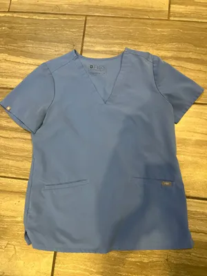 FIGS Sz M Scrub Top!No :( thumbnail 1