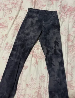 Lululemon Leggings thumbnail 1