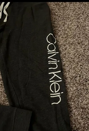 Calvin Klein Joggers thumbnail 3