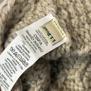 L.L.Bean Cable Knit Pom Beanie Hat One Size Unisex Adult Taupe Faux Fur 505452 thumbnail 6